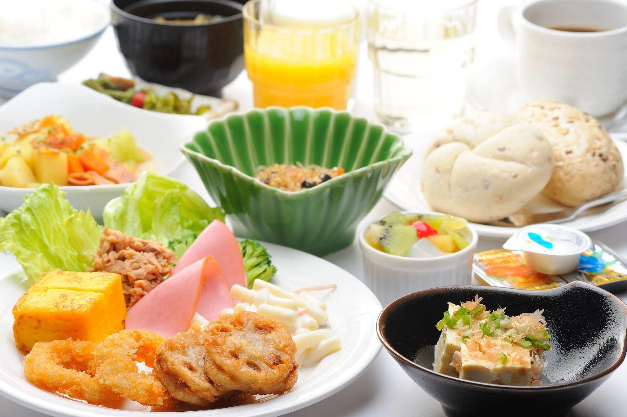Hotel Route-Inn Court Yamanashi Jamanasi Kültér fotó